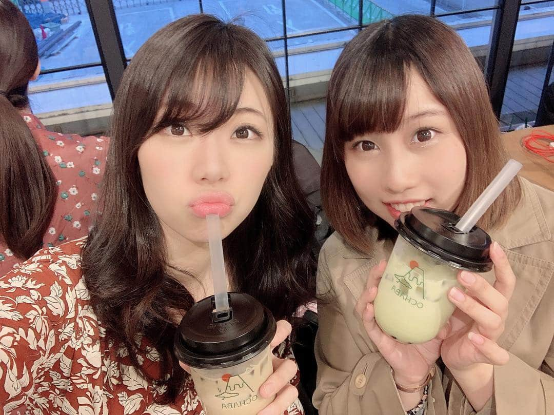 鈴木ふみ奈さんのインスタグラム写真 - (鈴木ふみ奈Instagram)「OCHABAのたぴおか💕 大学の親友のあいあいと👭🌈 本当に美味しかったー🤣 タピオカもちもちで最高。 ほうじ茶の甘さ控えめ、わらび餅タピオカにしたよ☺️ 私は甘さ控えめがタイプ🥛  #ふみログ #OCHABA #たぴおか #タピオカ #ほうじ茶 #焙じ茶」4月18日 14時12分 - fuminasuzuki