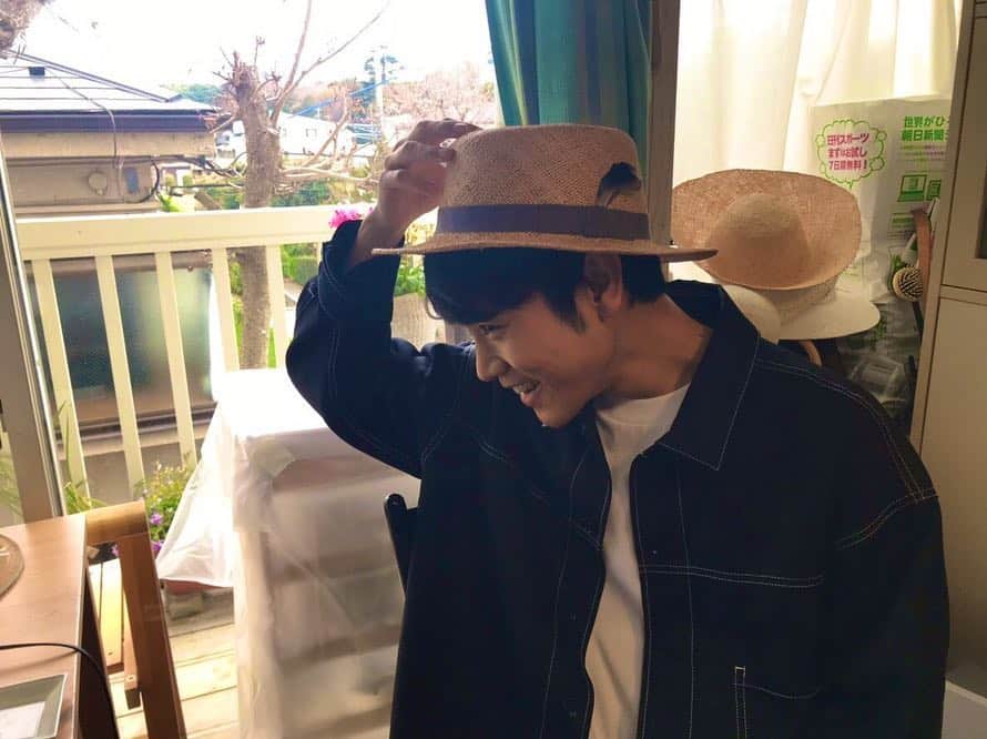泉澤祐希さんのインスタグラム写真 - (泉澤祐希Instagram)「わーい、わーい！  世界にひとつだけの帽子」4月18日 15時01分 - yuki.izumisawa