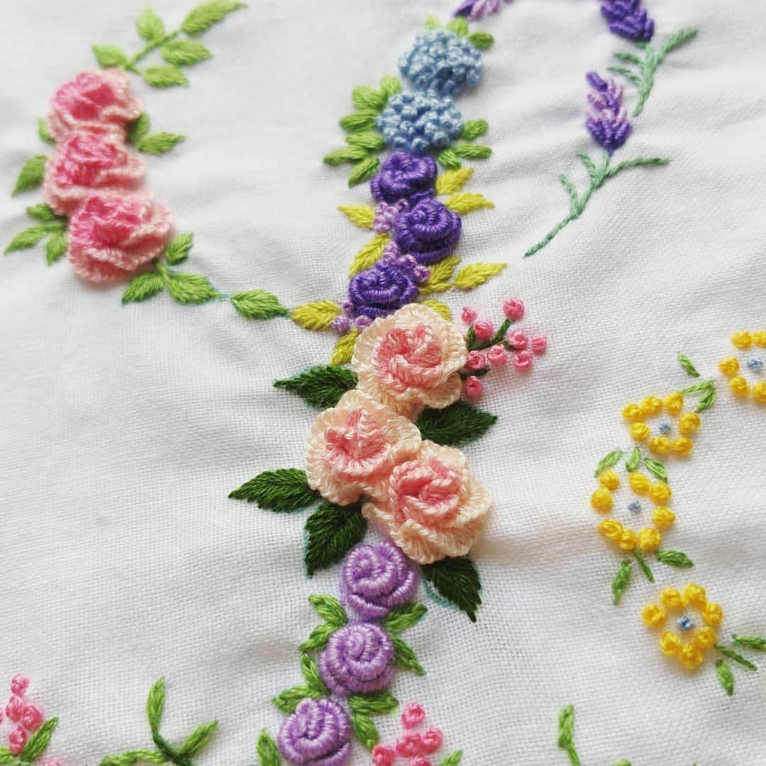 刺繡作家 王瓊怡 Joanneのインスタグラム