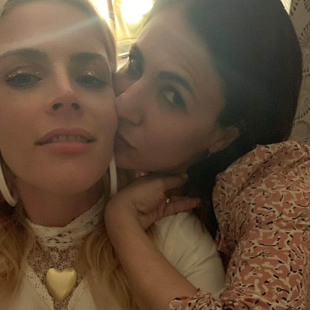 ビジー・フィリップスさんのインスタグラム写真 - (ビジー・フィリップスInstagram)「@jennikonner is the best. Truly.」4月18日 15時54分 - busyphilipps