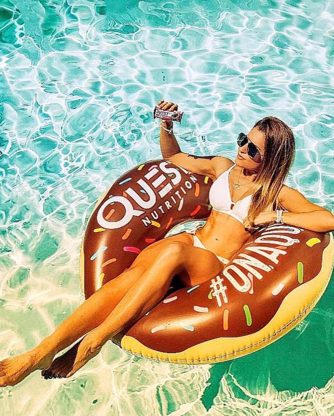 questnutritionさんのインスタグラム写真 - (questnutritionInstagram)「You doughnut know how much we love you! There were so many amazing posts from the #QuestSquad + our fans that we had to share some more (& we’re not done yet)! 🍩👌😎 • If you’re not a member of the #QuestSquad then what are you waiting for!? APPLY NOW, LINK IS IN BIO! 🙌 #OnaQuest」4月19日 2時31分 - questnutrition