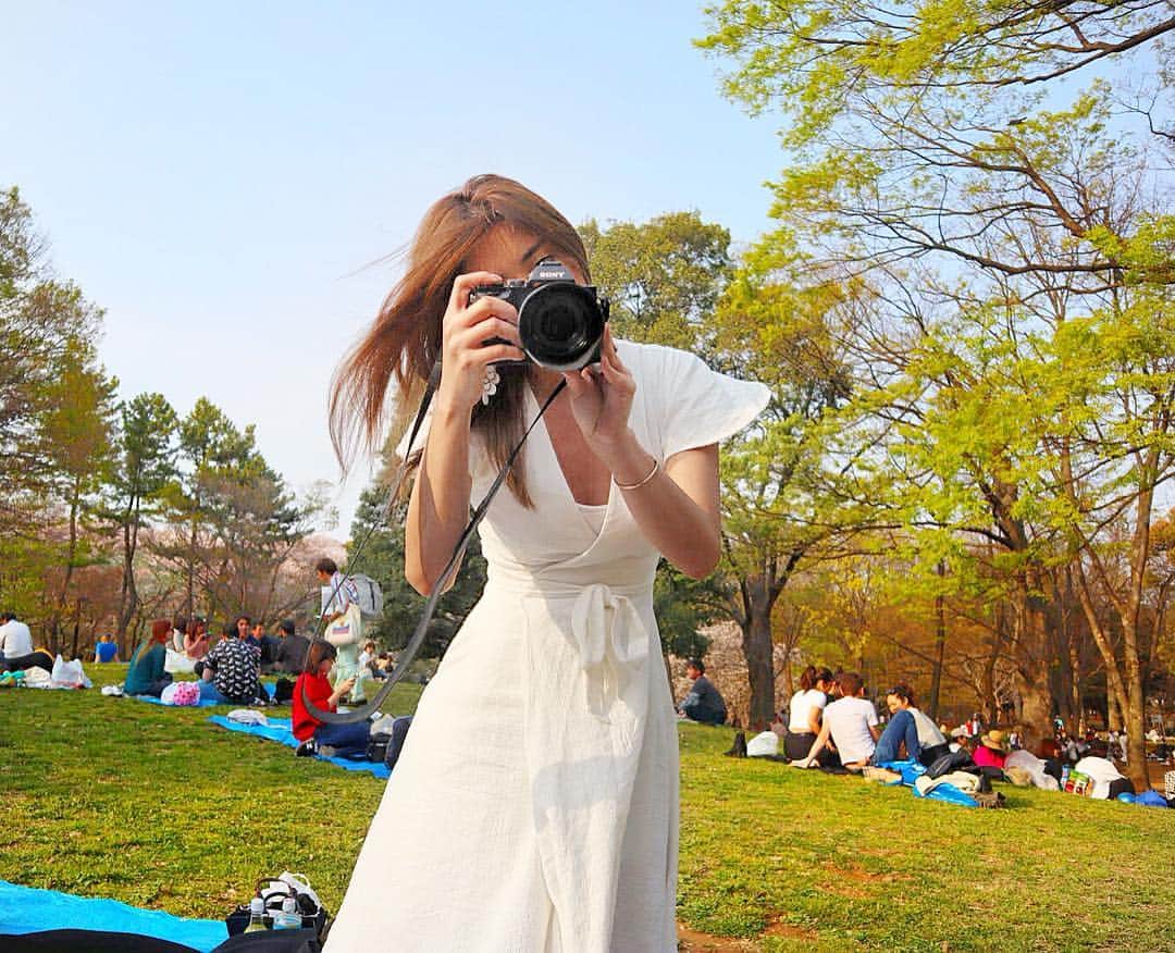 黒ユイさんのインスタグラム写真 - (黒ユイInstagram)「#カメラ女子  風w ほとんど撮ってもらってる🤭 カメラがあるとお出掛けの楽しみが増えるね！ 旅行とか行けるようになったらgoプロとかほしいなぁと考え中☺️ #gopro #カメラ #カメラのある生活」4月18日 18時24分 - yui_my_life