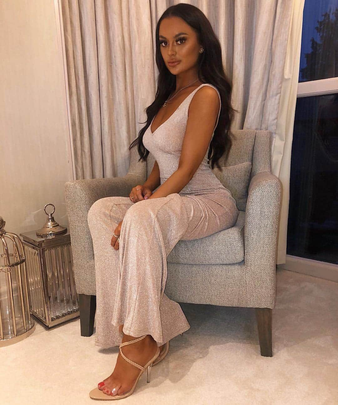 Public Desireさんのインスタグラム写真 - (Public DesireInstagram)「OH  @kyannamoran when can we be you?! You are STUNNING😍🙌 Shop BODEGA £32.99 + SILVER GLITTER PLUNGE NECK JUMPSUIT £29.99 #lookofthebae #pdbae Tap to shop ☝」4月18日 18時34分 - publicdesire