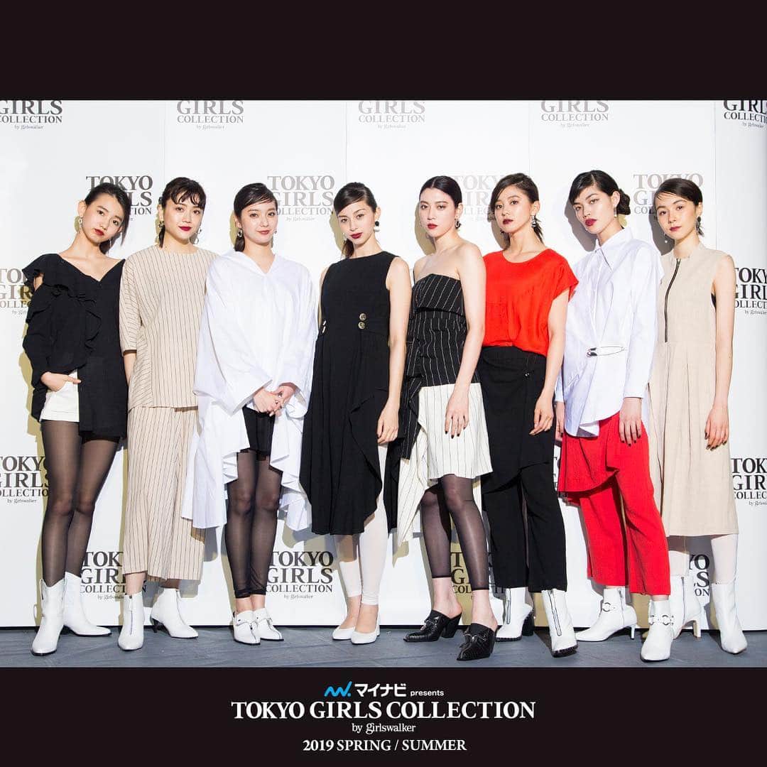 東京ガールズコレクションさんのインスタグラム写真 - (東京ガールズコレクションInstagram)「BACKSTAGE OFFSHOT﻿﻿﻿﻿﻿ vol.15 🖤﻿﻿﻿﻿ マイナビ presents TOKYO GIRLS COLLECTION 2019 SPRING/SUMMER﻿﻿﻿﻿﻿﻿﻿﻿ ﻿﻿﻿﻿﻿﻿﻿﻿ SHOW：#OSKER﻿ ￣￣￣￣￣￣￣￣￣￣﻿﻿﻿﻿ ﻿﻿﻿﻿﻿ファッションショーの全ルックは、公式サイトにて公開中🤳🏻💌﻿﻿﻿﻿ ﻿﻿﻿﻿﻿﻿﻿﻿﻿ TGC SCHEDULE 🗒💕﻿﻿﻿﻿ ~~~~~~~~~~~~~~~~~~﻿﻿~~~~﻿﻿~~~﻿﻿﻿﻿ ✔️4.20（SAT） 14:00~﻿﻿﻿﻿ TGC KUMAMOTO 2019 by TOKYO GIRLS COLLECTION ﻿﻿﻿﻿ ﻿﻿﻿﻿ ✔️7.27（SAT）14:00~﻿﻿﻿﻿ プレステージ・インターナショナル presents TGC TOYAMA 2019 by TOKYO GIRLS COLLECTION﻿﻿﻿﻿ ﻿﻿﻿﻿ #TGC #TOKYOGIRLSCOLLECTION#fashion #event #ootd #coordinate#model #japan #tokyo #girl #ファッション #東京ガールズコレクション﻿﻿﻿﻿﻿ #新川優愛 #朝比奈彩 #黒木麗奈 #安藤ニコ #福士リナ #三吉彩花 #松井愛莉 #中条あやみ」4月18日 18時58分 - tgc_staff