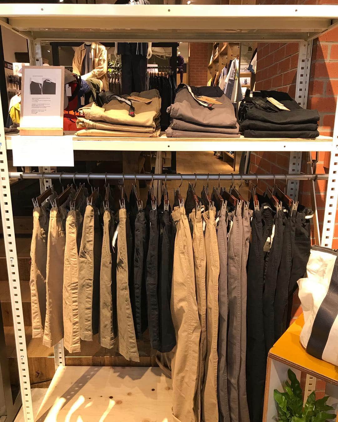 ニコアンドのグルメインスタ