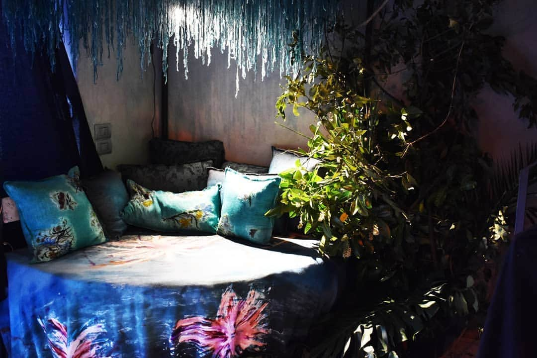 さんのインスタグラム写真 - (Instagram)「Avant Toi Home / Eden Jungle #avanttoi #mdw19  #fuorisalone #home #homedecor #madeinitaly #handmade #architecture #designmadeinitaly #jungle #photographer @elena.aldrovandi」4月18日 19時17分 - avant_toi.it