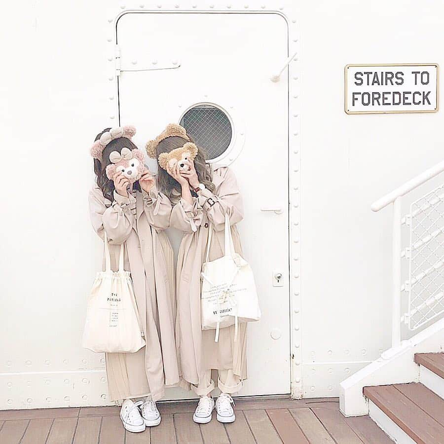 haruさんのインスタグラム写真 - (haruInstagram)「ㅤㅤㅤㅤㅤㅤㅤㅤㅤㅤㅤㅤㅤ ㅤㅤㅤㅤㅤㅤㅤㅤㅤㅤㅤㅤㅤ ㅤㅤㅤㅤㅤㅤㅤㅤㅤㅤㅤㅤㅤ #🍫🌸Disney 🧡 ㅤㅤㅤㅤㅤㅤㅤㅤㅤㅤㅤㅤ ちょこちゃん ( @choco__24_ ) と ダフメイ したときの🧸💕 ㅤㅤㅤㅤㅤㅤㅤㅤㅤㅤㅤㅤㅤ アウターおそろいで 私はシェリーメイだから スカートで女の子コーデにしました☺💓 ㅤㅤㅤㅤㅤㅤㅤㅤㅤㅤㅤㅤㅤ コーデの詳細は 3月20日の投稿を見てね🙇‍♀️🌸 ㅤㅤㅤㅤㅤㅤㅤㅤㅤㅤㅤㅤㅤ ㅤㅤㅤㅤㅤㅤㅤㅤㅤㅤㅤㅤㅤ たくさん写真撮ったのでちょこちょこ載せていきます🙋‍♀️💗( 笑 ) ㅤㅤㅤㅤㅤㅤㅤㅤㅤㅤㅤㅤㅤ 本当に楽しくて笑ってばっかりだったな〜😂💕 ちょこちゃんとダフメイができて幸せな1日でした🐻❤️ いつもいつも本当にありがとうちょこりん😢💓 ㅤㅤㅤㅤㅤㅤㅤㅤㅤㅤㅤㅤㅤ ㅤㅤㅤㅤㅤㅤㅤㅤㅤㅤㅤㅤㅤ しばらくディズニーアカウントみたいになりそうな予感☜﻿ コーデももちろん更新していきますが、うざかったらごめんなさい😭💦 ㅤㅤㅤㅤㅤㅤㅤㅤㅤㅤㅤㅤㅤ ㅤㅤㅤㅤㅤㅤㅤㅤㅤㅤㅤㅤㅤ #ちょこはる #ダフメイバウンド #ダフメイ #ディズニーコーデ #ディズニーシーコーデ #ダフメイコーデ #シェリーメイコーデ #ディズニーシー #🍫🌸 ㅤㅤㅤㅤㅤㅤㅤㅤㅤㅤㅤㅤㅤ」4月18日 20時07分 - __haru3