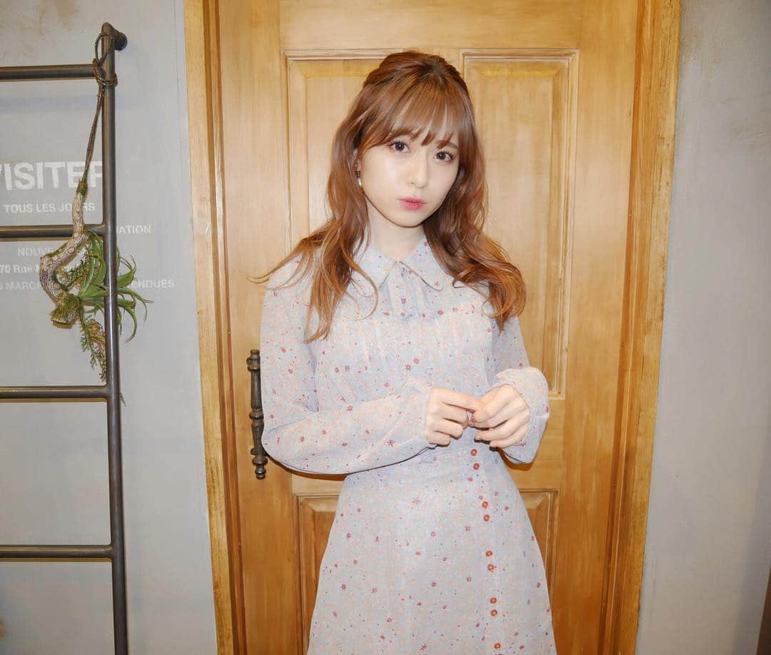 黒坂優香子さんのインスタグラム写真 - (黒坂優香子Instagram)「♡ ・ ・ 春服が一番好き🌸 ・ ・ 好きなお洋服を着るだけで ときめく♡ ・ 年齢や周りに合わせてお洋服を選ぶんじゃなくて、 自分が着ていてわくわくするようなお洋服を選びたい☺︎ ・ もちろんTPOは大事🙏 ・ お仕事で服装が限られてしまう人も 休日は思いっきり自分がときめくお洋服を着てほしいな♡ ・ ・ 楽しんでいこうね♡ ・ @deicy_official ・ #ゆかこーで #deicy」4月18日 20時17分 - yukakokurosaka0606