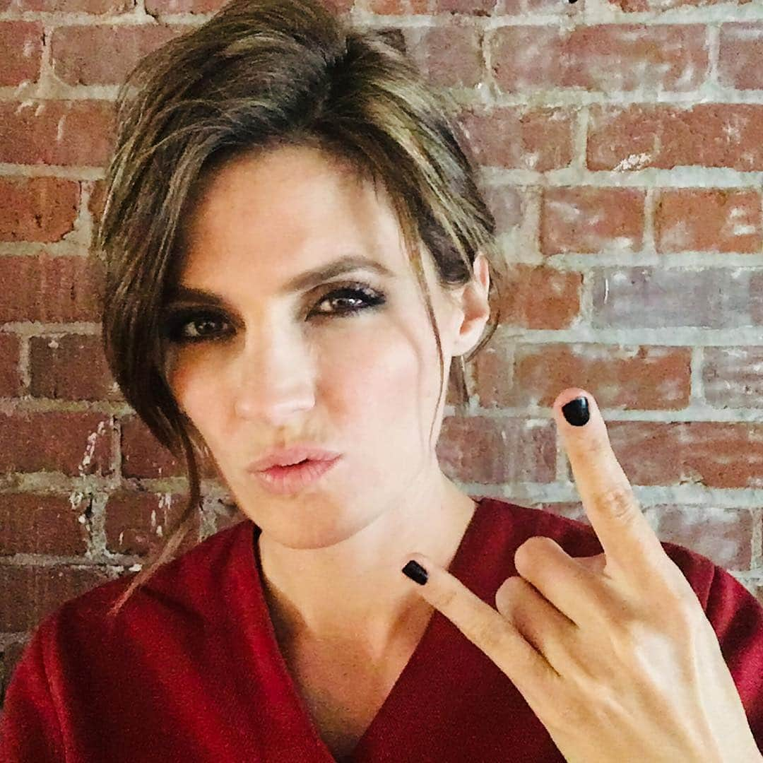 スタナ・カティックさんのインスタグラム写真 - (スタナ・カティックInstagram)「🇨🇦Canada!! 🇨🇦 How was last night? What do you think of #ABSENTIA Season 2 🤙🏿🤘🏻✌🏽so far? 👂🏼👂🏼👂🏼👂🏼👂🏼👂🏼#TellMeImAllEars 👂🏼👂🏼👂🏼👂🏼👂🏼👂🏼 #Showcase」4月18日 20時25分 - drstanakatic