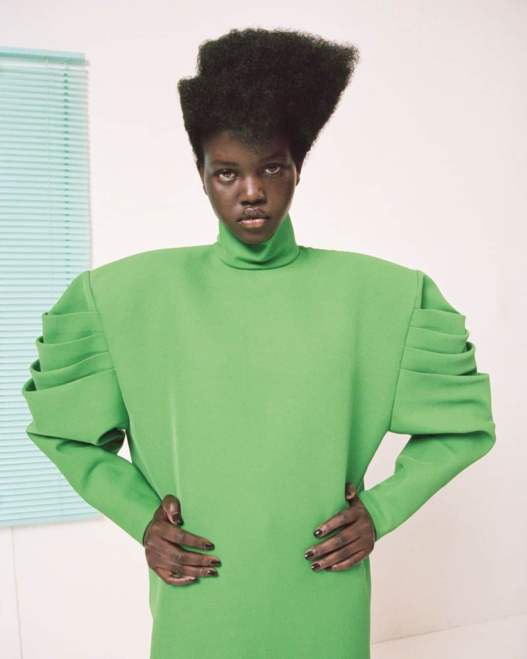 i-Dさんのインスタグラム写真 - (i-DInstagram)「It's Adut's world and we're all just living in it! 😩⁣🌍 ⁣⁣⁣⁣⁣⁣ Get some serious outfit inspo for the weekend, via this incredible Campbell Addy shoot of Adut Akech weating the most powerful fashions of the season. ⁣ 💪 ⁣ See more on i-d.co!⁣ 👀 ⁣⁣⁣ [The Homegrown Issue, no. 355, Spring 2019.]⁣⁣⁣ .⁣⁣⁣ .⁣⁣⁣ .⁣⁣⁣ Photography @campbelladdy ⁣⁣⁣ Styling @sarrjamois⁣⁣⁣ Hair @jawaraw⁣ @adutakech wears dress @Gucci⁣ #Fashion #AdutAkech #CampbellAddy #Gucci」4月18日 20時30分 - i_d