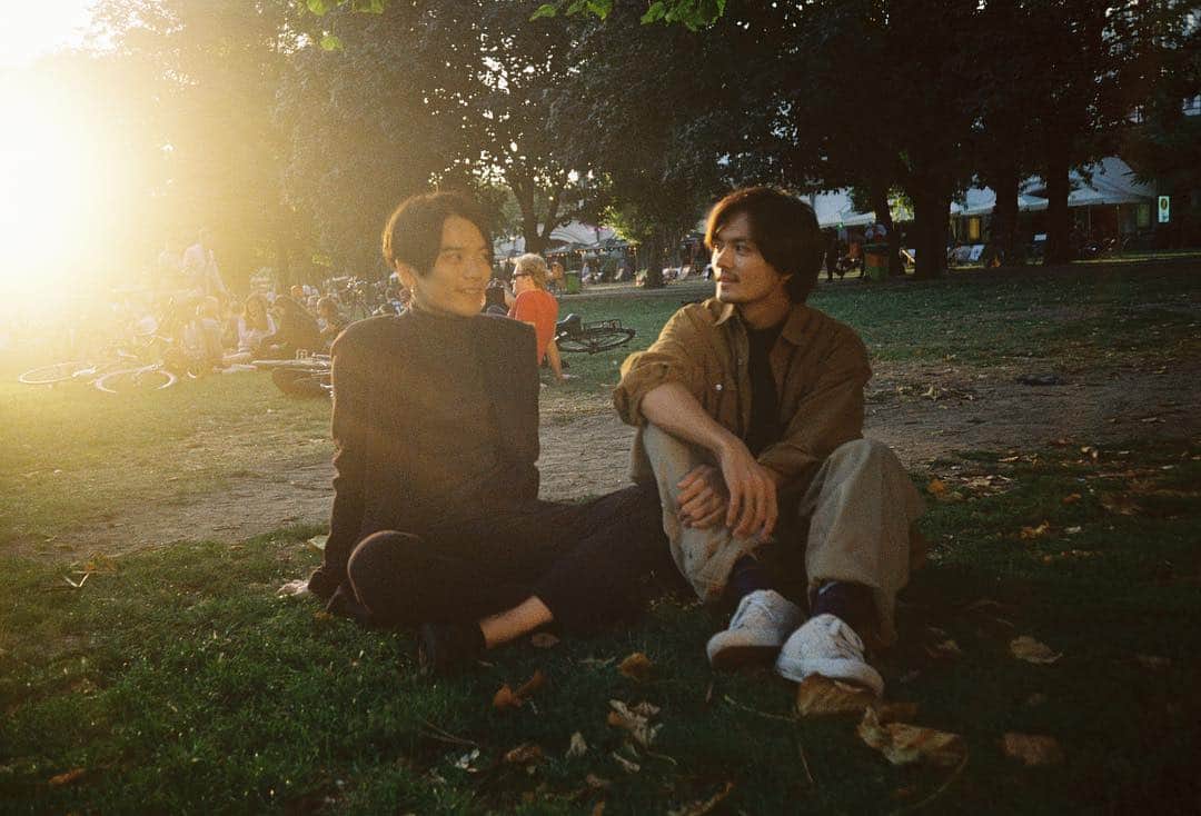 長坂 睦生のインスタグラム：「この前、亮くんと花林ちゃんが帰国していて会えたのだけど写真撮ってなかったからドイツで会ったときの写真✌︎」
