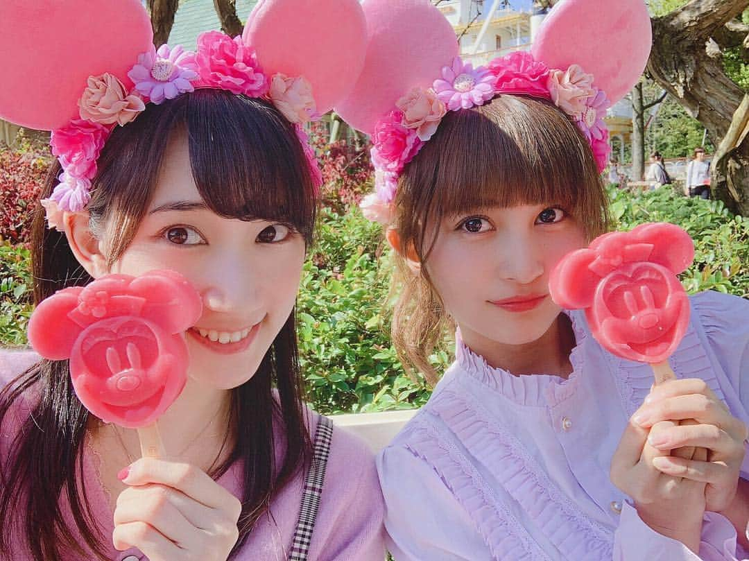 金澤有希さんのインスタグラム写真 - (金澤有希Instagram)「しほりん（鈴木しほりちゃん）と ディズニーランドに行って来ました！ ・ ・ 高校の時から今も 何年もずっと仲良くしてくれる 大切な1人です。 ・ ・ #ディズニーランド #ディズニー #ディズニーランドコーデ #ディズニーコーデ #tokyodisneyland #disneyland #disney #akb」4月18日 21時55分 - yuuki_kanazawa0501