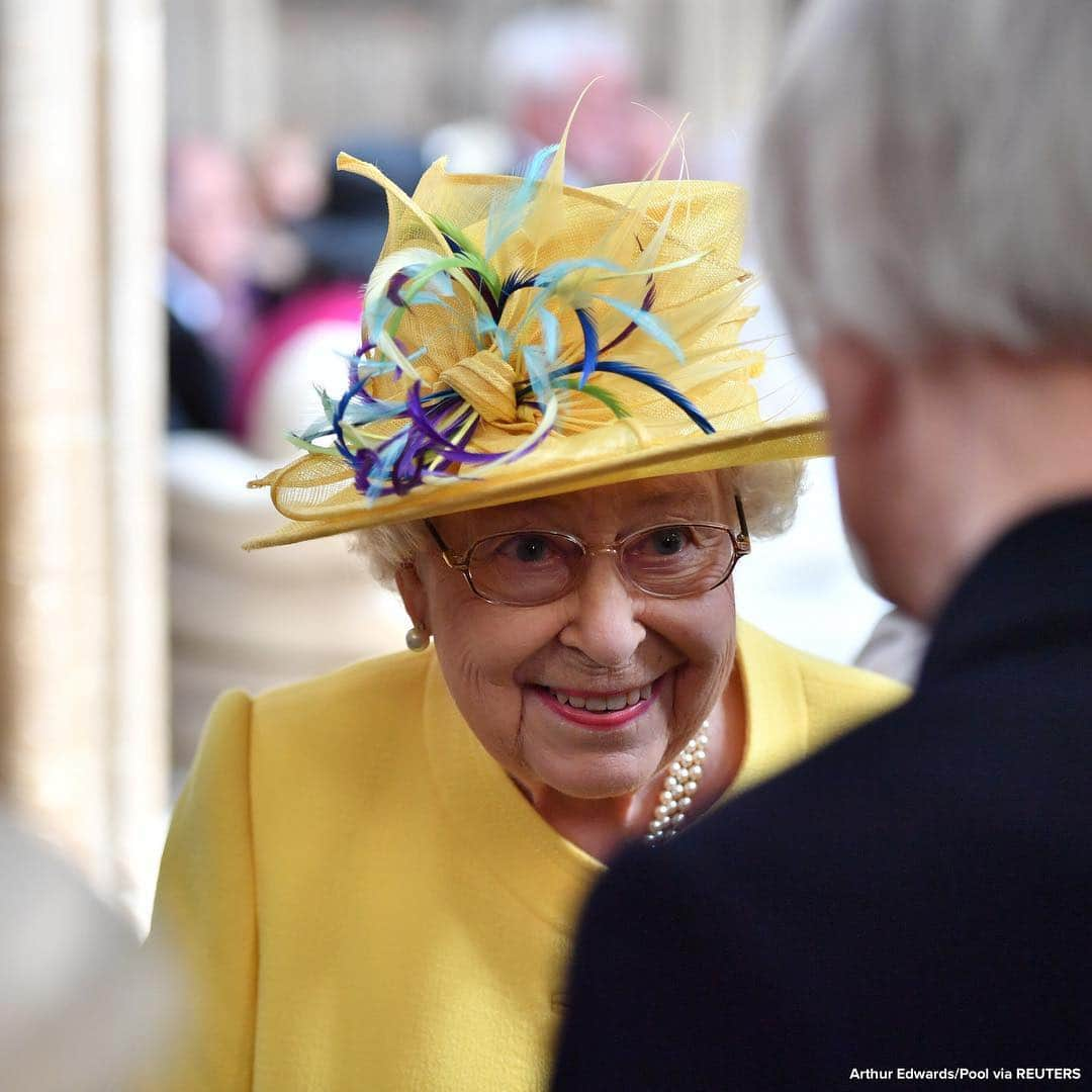 ABC Newsさんのインスタグラム写真 - (ABC NewsInstagram)「Queen Elizabeth is joined by Princess Eugenie as she arrives for the Royal Maundy service at St George's Chapel in Windsor, England. #queenelizabeth #royalfamily #princesseugenie #britishmonarchy #maundythursday」4月18日 22時07分 - abcnews