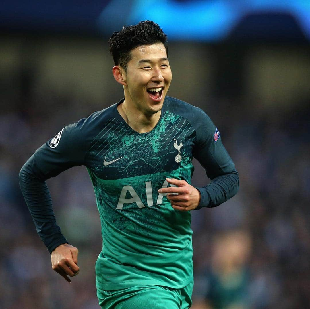 トッテナム・ホットスパーFCさんのインスタグラム写真 - (トッテナム・ホットスパーFCInstagram)「✨ The story of a magical night in Manchester ➡️ @leagooofficial #COYS #UCL」4月18日 22時40分 - spursofficial