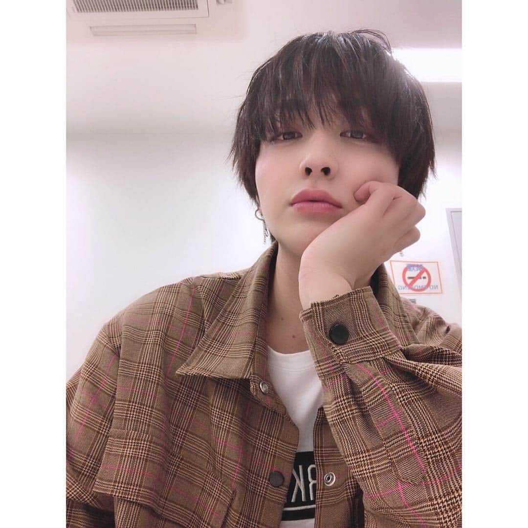 HIROTOさんのインスタグラム写真 - (HIROTOInstagram)「上からひろと  #ivvy #hiroto #selca #photo #jpn #artist #me #l4l #팔로우 #셀카 #instagram #instagood #instasize」4月18日 22時34分 - hiroto0605