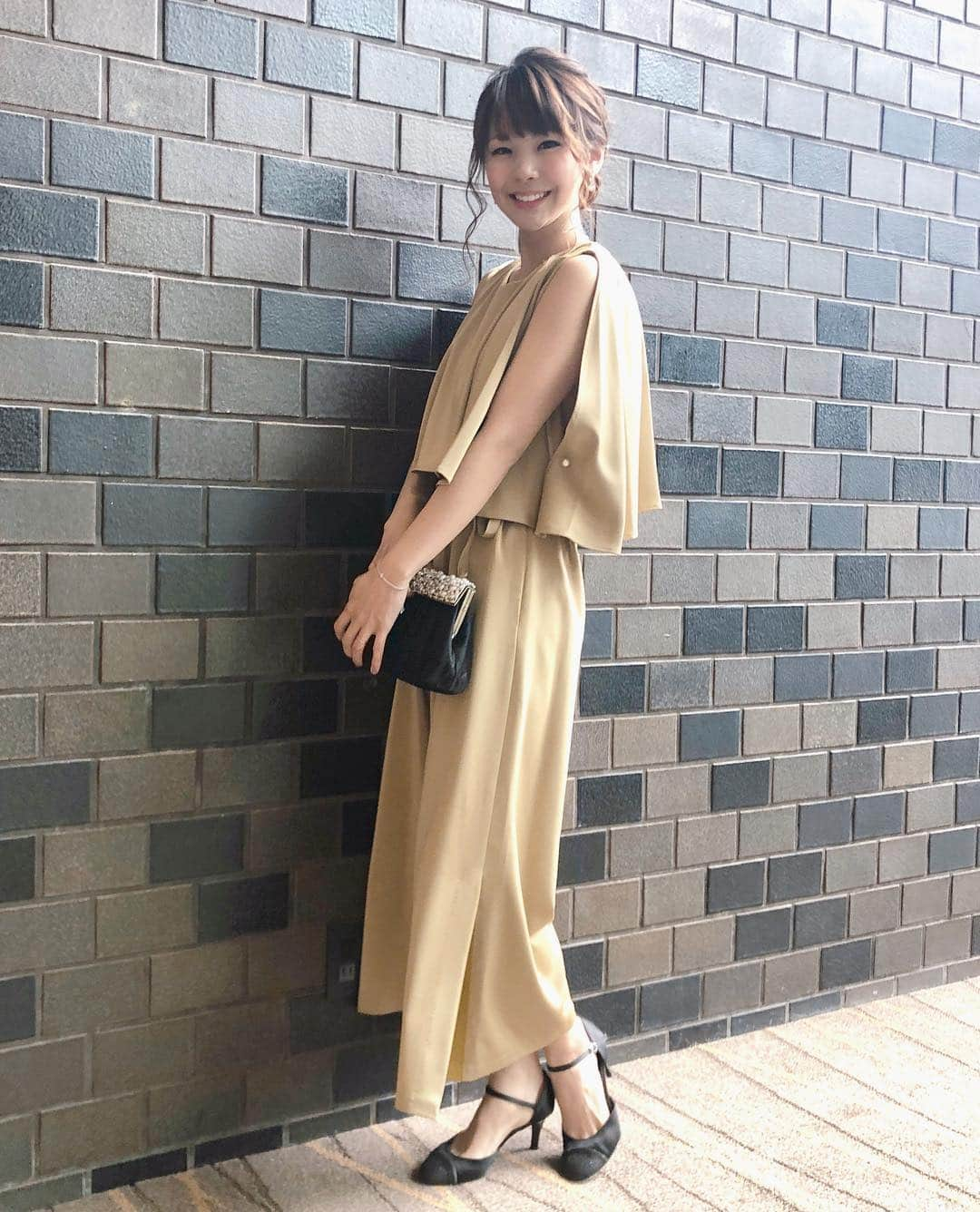 長谷川真美さんのインスタグラム写真 - (長谷川真美Instagram)「👗💗 ・ 大好きなお友達の #結婚式 に #LADYMADE @ladymade_official の #ドレス を着ていきました💗 ・ 最初から最後まで涙が…😭 幸せをたくさん分けてもらったよ✨ ・ 上京してから一番長く 仲良くさせてもらってる (勝手に言うけど)親友ちゃん☺️💕 ・ すっごい綺麗だった😍✨ 素敵な時間をありがとう！！！ 末長くお幸せに💗 ・ #ladymade #ドレスコーデ #dress #結婚 #結婚式コーデ」4月18日 22時44分 - maami.hase