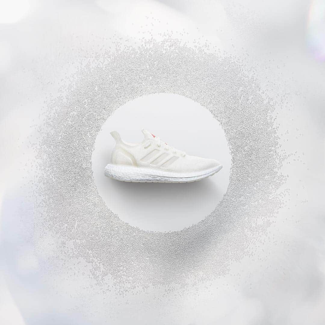 adidasさんのインスタグラム写真 - (adidasInstagram)「One shoe. 100% TPU. 100% Recyclable. Made to be remade without losing performance. For a world without plastic waste. . Learn the story behind turning this six year long passion project into a reality, now on IGTV. . #Futurecraft」4月18日 23時01分 - adidas