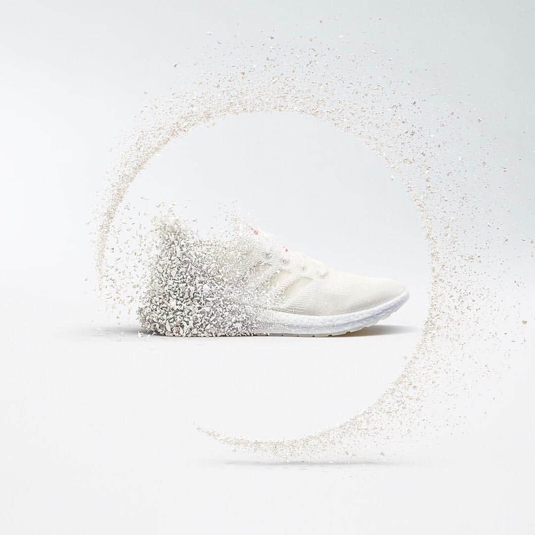adidasさんのインスタグラム写真 - (adidasInstagram)「One shoe. 100% TPU. 100% Recyclable. Made to be remade without losing performance. For a world without plastic waste. . Learn the story behind turning this six year long passion project into a reality, now on IGTV. . #Futurecraft」4月18日 23時01分 - adidas
