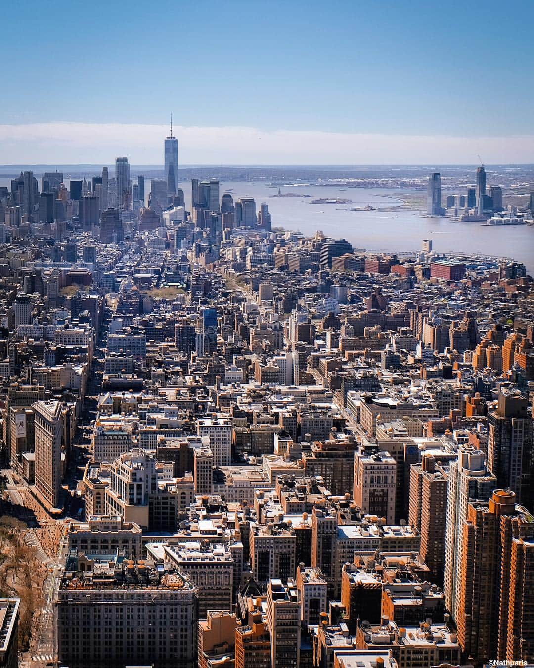 nathparisのインスタグラム：「I visited for the third time the #EmpireStateBuilding, it is always incredible to see this magnificent view! @Empirestatebldg @nycgo #ESBVIP #seeyourcity #partners」
