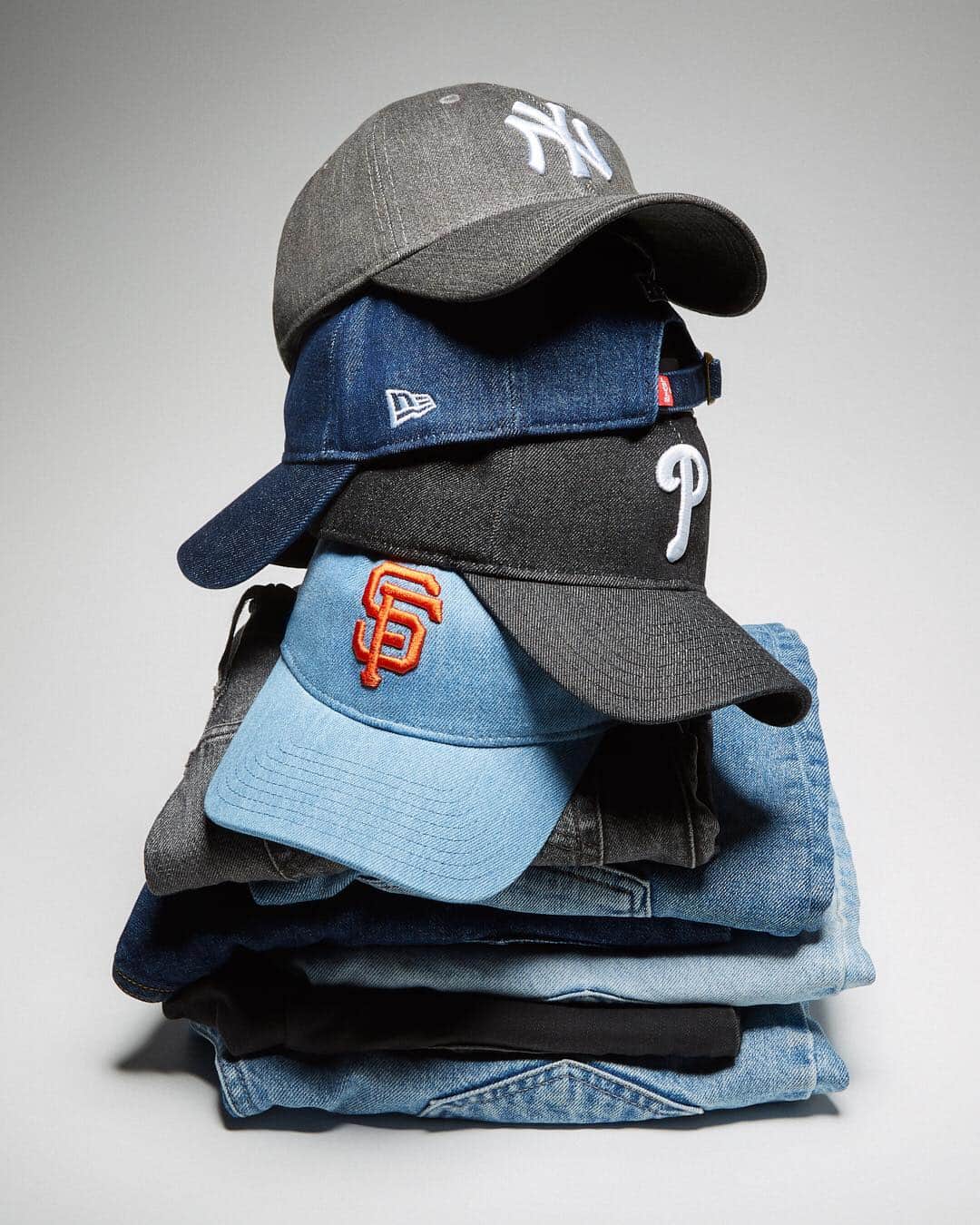 ニューエラ・キャップのインスタグラム：「Made for any occasion. This collection of MLB 9TWENTYs are made from @levis denim. Available in all teams at neweracap.com」