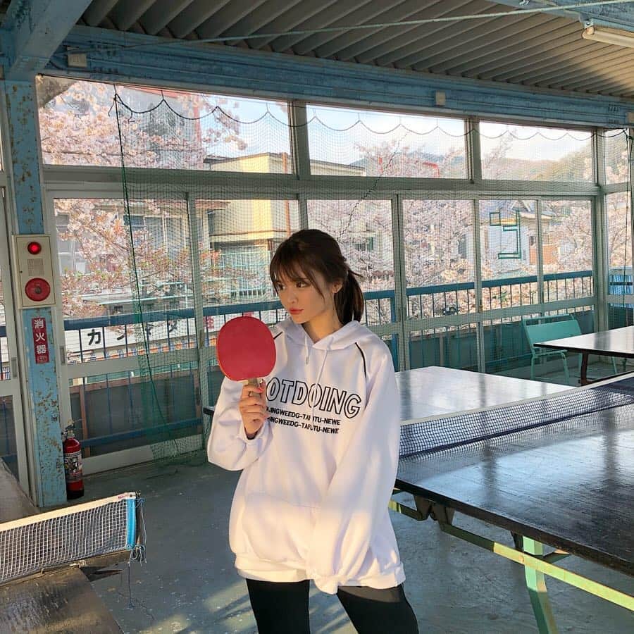 ななぴさんのインスタグラム写真 - (ななぴInstagram)「ワタシ卓球意外とうまいよ？🏓 #落とさないゲーム🏓」4月18日 23時25分 - __nanapgram__