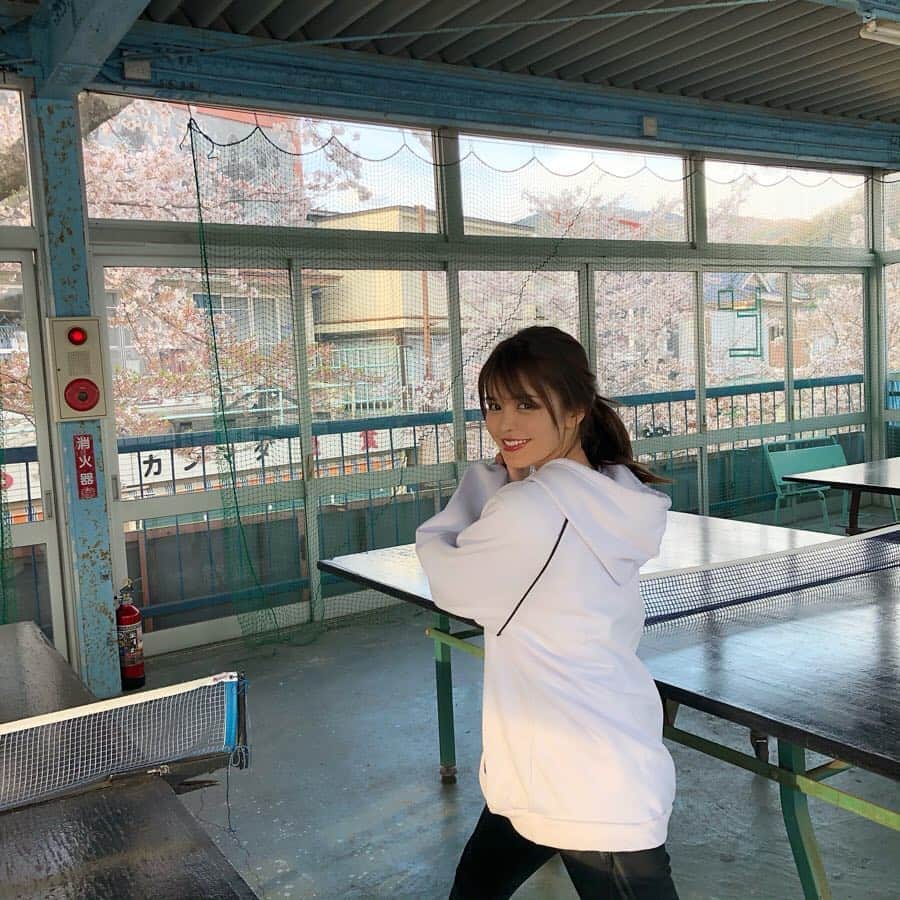 ななぴさんのインスタグラム写真 - (ななぴInstagram)「ワタシ卓球意外とうまいよ？🏓 #落とさないゲーム🏓」4月18日 23時25分 - __nanapgram__