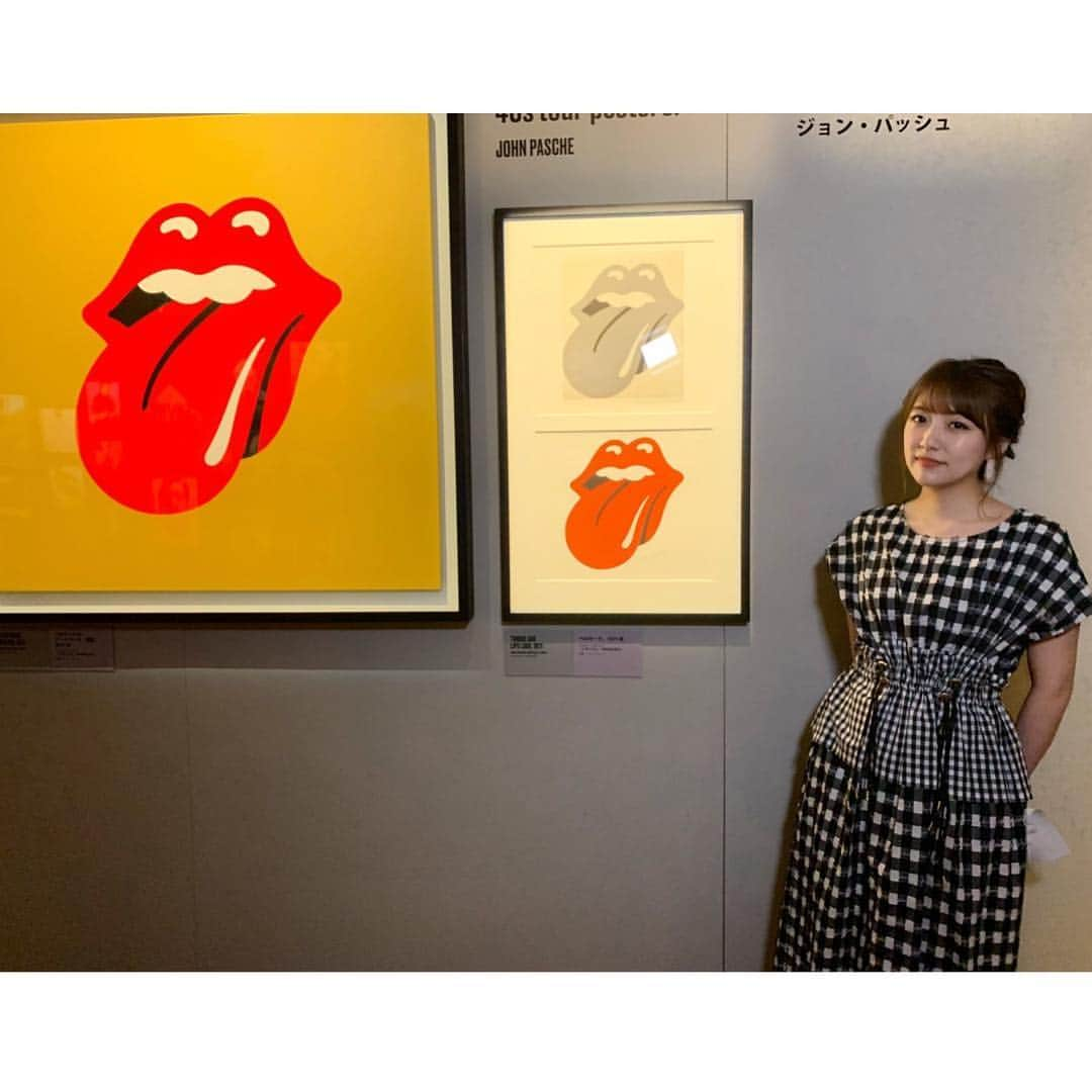 高橋みなみさんのインスタグラム写真 - (高橋みなみInstagram)「「Exhibitionism‐ザ・ローリング・ストーンズ展」に取材に行ってきました🥺✨ アジア初となる巡回地となる東京！ メンバーの皆さんがどんな道を歩んできたのか、その壮大な物語を体感できます☺️ 体験型ミキシングコーナーや様々なアートワーク！バンドメンバーが実際に使用した楽器など貴重な展示品が盛りだくさん✨  ザ・ローリングストーンズ大好き！という方はもちろん！知っているけど、深くは知らないという方も楽しめるんじゃないかなと思いました☺️✨ ２５日のTOKYO FM「これから、何する？」にて紹介しますので、ぜひ聴いてくださいー！  #ストーンズ展 #therollingstones  #五反田メッセ #これなに #tokyofm #radio 衣装👗 ワンピース @rpko_official イヤリング @jour_couture パンプス👠 @re_rz」4月18日 23時51分 - taka37_chan