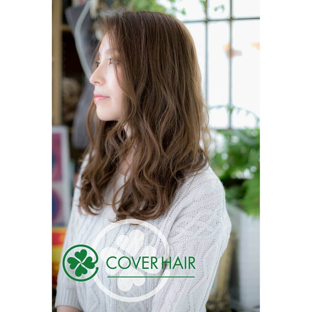 浦和の美容室、美容院｜COVER HAIRカバーヘアーさんのインスタグラム写真 - (浦和の美容室、美容院｜COVER HAIRカバーヘアーInstagram)「『女っぽさ全開…アシンメトリーロング』 ・ カバーヘアー COVER HAIR bliss 戸田公園店 ・ 戸田公園西口徒歩30秒 埼玉県戸田市本町4-16-17　熊木ビル1F TEL:048-420-6022 ・ http://www.cover-s.jp/todakoen/ ・ Styling coverhair group COVER HAIR bliss 北浦和店 棟方 千捺 @chinatsu_67 ・ Produce by Tanimoto kazunori @lupin_1969 @kazu_tanimoto ・ 大宮・浦和を中心に #美容室 #美容院 を10店舗展開するカバーヘアー ・ 戸田公園の美容院・美容室なら #戸田公園美容室bliss戸田公園店 #戸田公園美容院bliss戸田公園店 ・ 私たちは #ヘアスタイル を通してお客様の毎日の幸せを【COVER】する存在でありたい。 ・ あなたの好みに合わせてスタイルを選べる #ヘアカタ ・ #ミディアム から #ロング までOK！ #ゆるふわパーマ がかわいい♪ ・ やっぱり #ボブ がかわいい♪ #ボブヘアスタイル ☺ ・ 外国人風♪ランダム #ふんわりカール で大人可愛い #ショートヘア ☺ ・ #カット はお客様のライフスタイルに合わせた再現性の高いデザインを大切にしています☺✂ ・ #ゆるふわ感 #リッジ感 #ボリューム感 など、様々な質感の #パーマ が選べます☺ ・ 乾かすだけで“簡単にキマル”“パサつき知らず”“驚きの艶”を叶える #デジタルパーマ ☺ ・ #縮毛矯正 でトリートメントみたいな #ストレート を実現☺ ・ #アプリエカラー でダブルカラーをしなくても外国人のような透明感のある髪の毛が手に入ります☺ #アプリエ ・ #アディクシーカラー はこのカラーでしか出せない色味をたっぷり存分に味わうことができます☺ #アディクシー ・ #美容室求人 #美容院求人 一緒に働ける仲間を募集しています☺ ・ #美容師募集 社保完備で高待遇。人気サロンなので新規のお客様も多数来店☺ ・ #スタイリスト募集 「このサロンのスタッフでよかった！」周りに自慢したくなる環境です☺ ・ #アシスタント募集 成長する自分を楽しみながら、がんばれる。自分のサロンが大好きになる☺ ・ クーポンはこちら⇒http://www.cover-s.jp/todakoen/campaign/」4月18日 23時48分 - coverhair