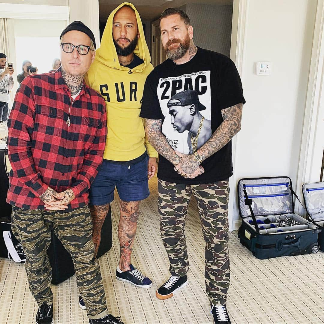 ティム・ハワードさんのインスタグラム写真 - (ティム・ハワードInstagram)「Two of the Realest EVER @lukewessman @tobymorse Always a great time, much love #OLOC」4月18日 23時52分 - timhow1