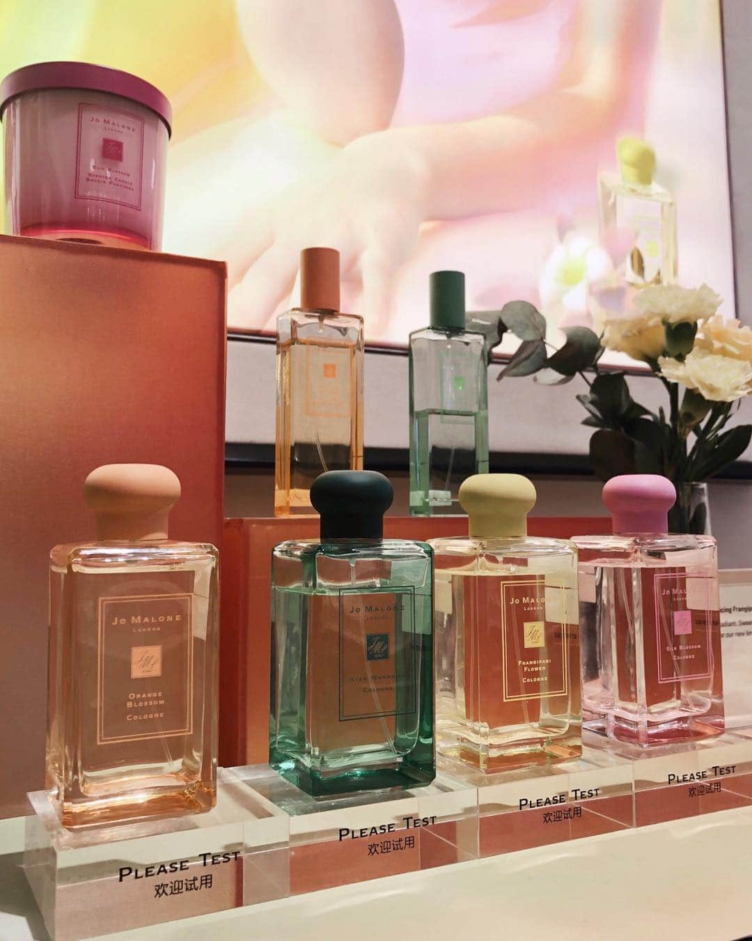 ユキ・カトウさんのインスタグラム写真 - (ユキ・カトウInstagram)「Went to @jomalonelondon event for their newest limited edition collection of #BrilliantBlossoms #JoMaloneLondonId 🌸✨ Congratulations!  #diaryukikato」4月18日 23時54分 - yukikt