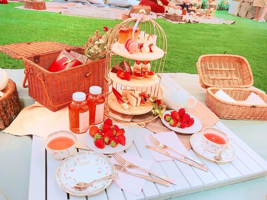 与座晴香のグルメインスタ