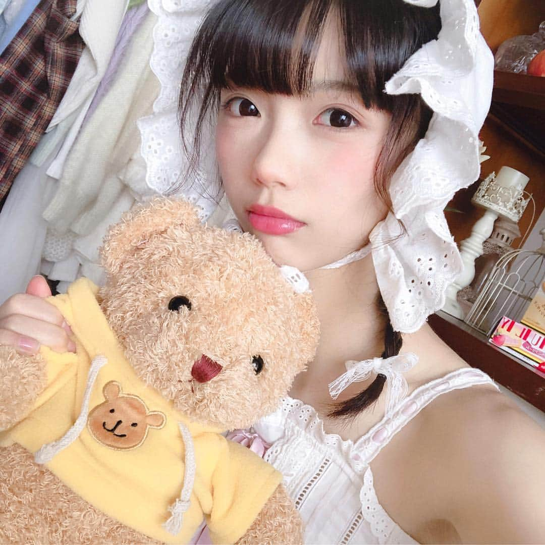 茶叶小果さんのインスタグラム写真 - (茶叶小果Instagram)「熊熊🐻 明天加油呀，后天就是周末！」4月19日 0時01分 - chayexiaoguo