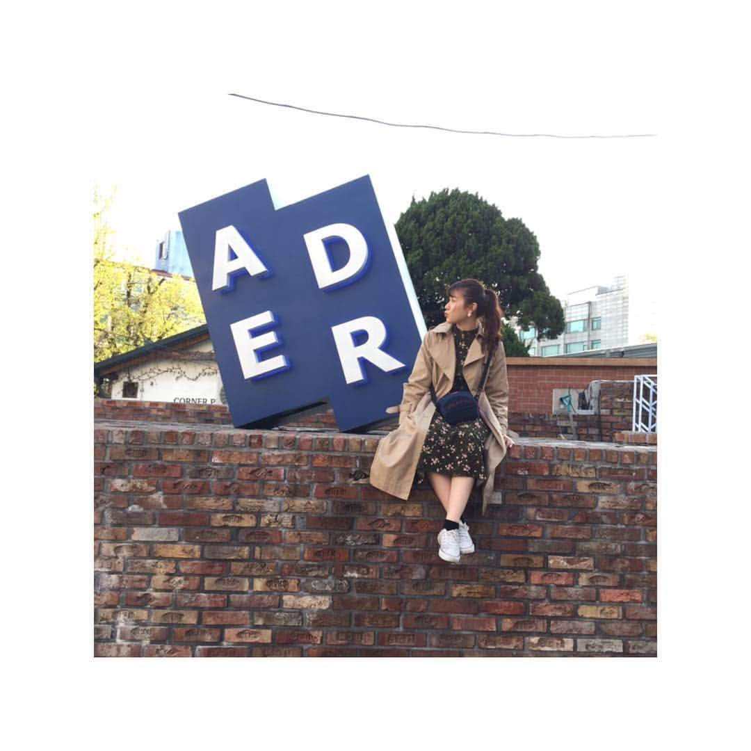 かれん（古賀かれん）さんのインスタグラム写真 - (かれん（古賀かれん）Instagram)「﻿ ﻿ ADER﻿ 今回はお洋服買った﻿ ﻿ 귀여워🥰﻿ 韓国で買えたの嬉し〜﻿ ﻿ #아더에러﻿ #ADERerror﻿ #弘大」4月19日 0時04分 - lgm_karen_official