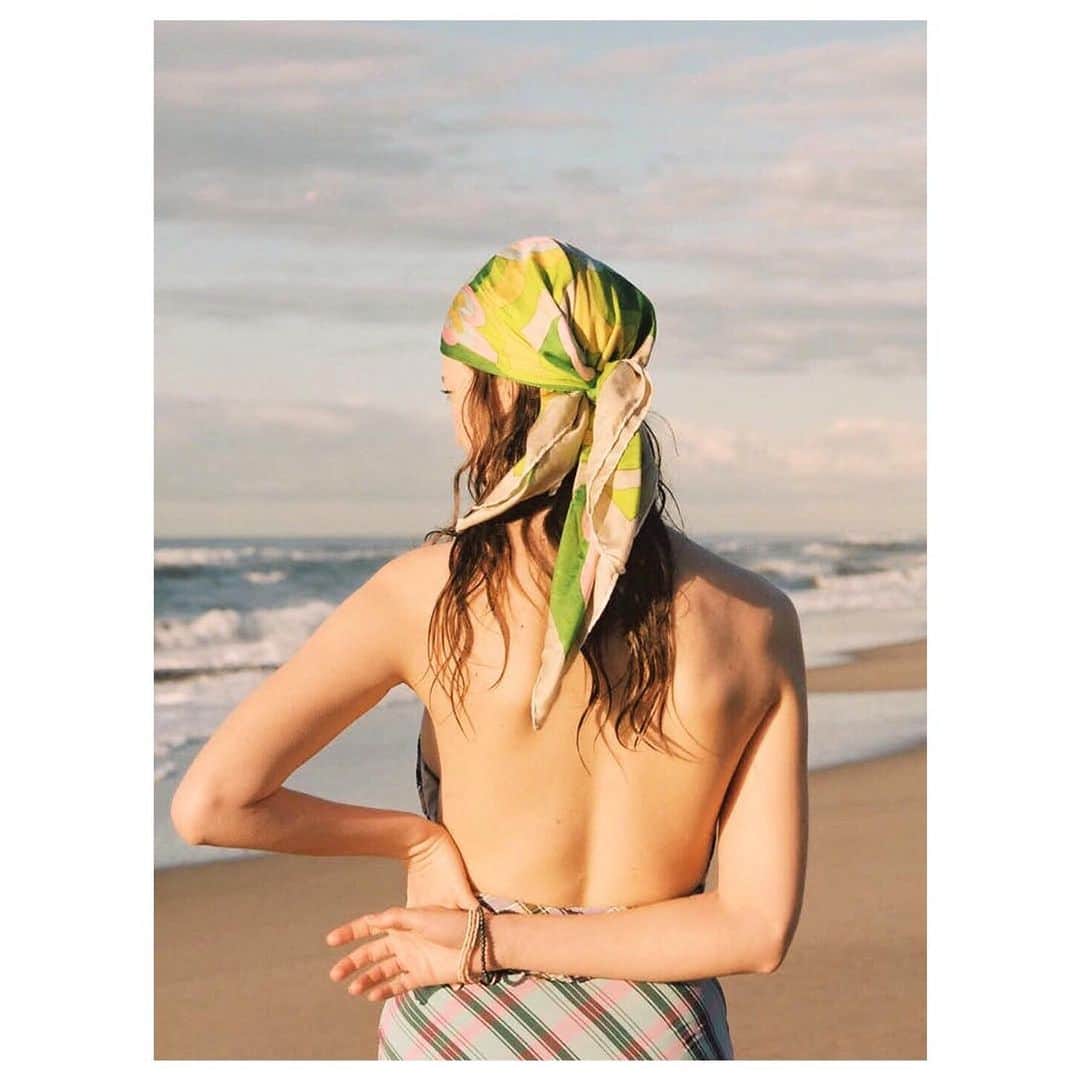 レジャビーのインスタグラム：「Inspired and irresistible, MADRAS enables you to achieve your beach potential —— Inspirant et irrésistible, MADRAS dévoile votre potentiel sur la plage #maisonlejaby #bain #maillotdebain #pe19 #ss19 #ete #sun #plage #ocean」