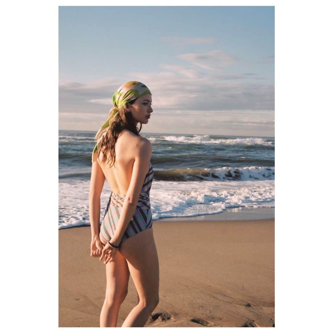 レジャビーのインスタグラム：「The ultimate swim design to fit and flatter is MADRAS —— MADRAS, le design ultime pour flatter la silhouette #maisonlejaby #bain #maillotdebain #pe19 #ss19 #ete #sun #plage #ocean」