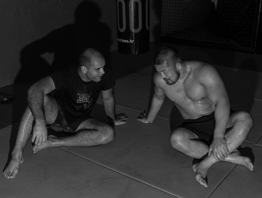 のインスタグラム：「moj brat @sasa.milinkovic86 🇭🇷❤️ #crocopteam #croatia #zagreb #mma #fight #brother」