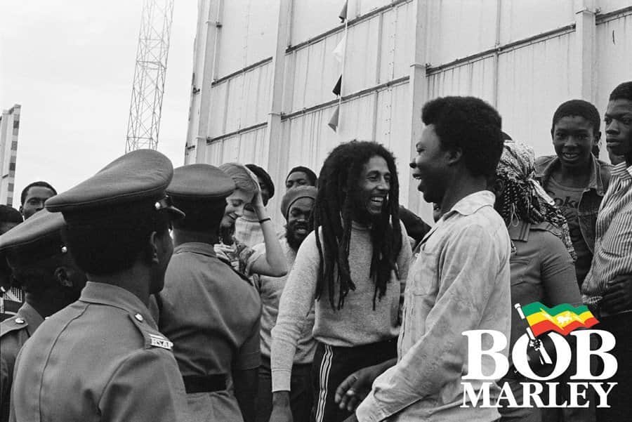 ボブ・マーリーさんのインスタグラム写真 - (ボブ・マーリーInstagram)「On April 18, 1980, Bob Marley & The Wailers travelled to Zimbabwe having been invited to perform at the nation's inaugural Independence celebrations! #todayinbobslife #AfricaUnite . Bob's song "Zimbabwe" ('Survival', 1979) had become the unofficial anthem amongst rebel soldiers fighting for their freedom against British imperial rule. Thus, when the country officially gained its sovereignty, he was the natural choice to perform & was the only musical act invited. As a new nation, however, they did not have the funds to properly set up a stage and sound for the event, let alone pay the band's performance fee. On hearing this, Bob decided to freight in a PA system from London, and flew out the entire band and crew from Kingston to Salisbury at his own expense. . On the evening of the event, reportedly some 2 million Africans showed up to see and hear Bob. When they couldn't get in, rioting ensued and tear gas filled the stadium during the band's set. Nearly everyone inside scrambled to safety, except for Bob, who defiantly remained on stage and continued performing. Eventually, to calm the situation, it was announced Bob would perform a 2nd show the next night in an open park that all could attend. When the festivities resumed and the band got back on stage, Gong said to them, "now we know who the real revolutionaries are", an allusion to the lyrics in "Zimbabwe" that read, "soon we'll find out who is, the real revolutionaries". . Of the experience, Bob would go on to say, "That one was good. Well, it was so good that you know it was of the best I ever enjoyed. Really meeting the people that fought in the war, sit down with the generals, talk to the generals. One general say to me say I hear you are going, you really going back to Jamaica? I said yes. Him say Why? I say I got a lot of work over there to do. Him say Work, what, you are home! [...] This is Africa, you are in Africa, stay in Africa! You know what I mean? And this is big general. [...] That was the best invitation you could get. Man who fight for the land tell you stay it’s your home. Him risk his life, him was fighting. Plenty people shoot after him and him still live. Come tell me stay. In Zimbabwe.」4月19日 0時41分 - bobmarley