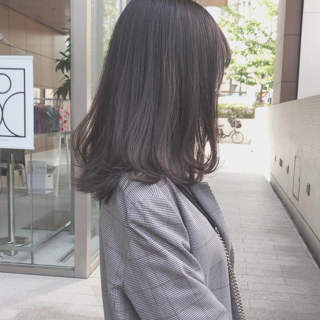 金田和樹さんのインスタグラム写真 - (金田和樹Instagram)「暗め透明感のモカグレージュ😊❣️」4月19日 0時56分 - kaneta.hair