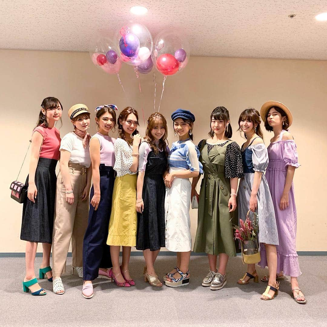 坪井ミサトさんのインスタグラム写真 - (坪井ミサトInstagram)「. . 「TOKYO Street collection」✨ . 衣装は @misamisa014 さんが プロディースされた @charmi.official です💖 こんな素敵なお洋服を着て ランウェイを歩けてとっても光栄でした🙇‍♀️ . . #tsc #charmi #fashion #ファッションショー #パシフィコ横浜 #make #野球 #野球女子 #fitness #fitnessgirl #run #runway」5月3日 20時59分 - misato1030