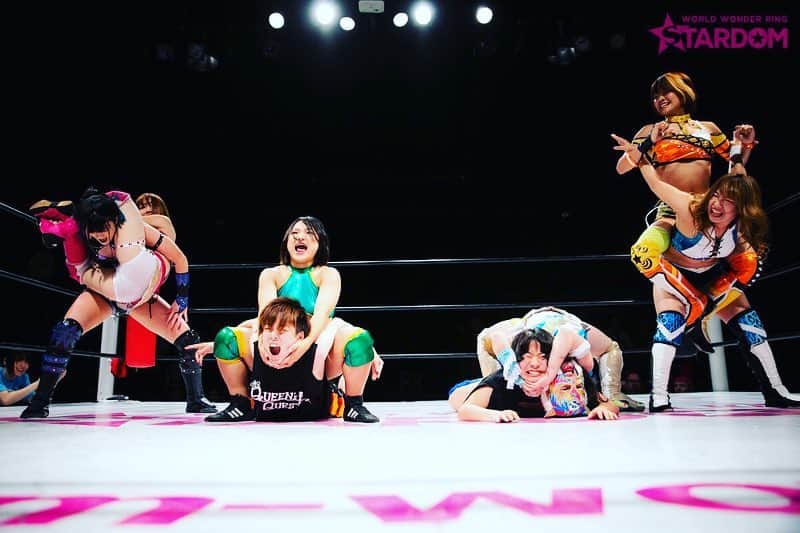 スターライト・キッドさんのインスタグラム写真 - (スターライト・キッドInstagram)「2019.5.3 in Shinkiba STARS Produce🌟 vsMomo Watanabe&Bea&Leo Onozaki&Hina Team Arisa Hoshiki&Saki Kashima&Saya Iida  STARSお揃いのジャージにTシャツ！めっかわ~💓 イリミネーションマッチも勝てて、最近いい調子！ コスチュームチェンジはシキメロに😘 久々のShiki☆dは楽しかったなー✨  #スターダム #スターライトキッド #STARS #バトルロイヤル #プロデュース #お揃い」5月3日 19時41分 - stardom_starlightkid
