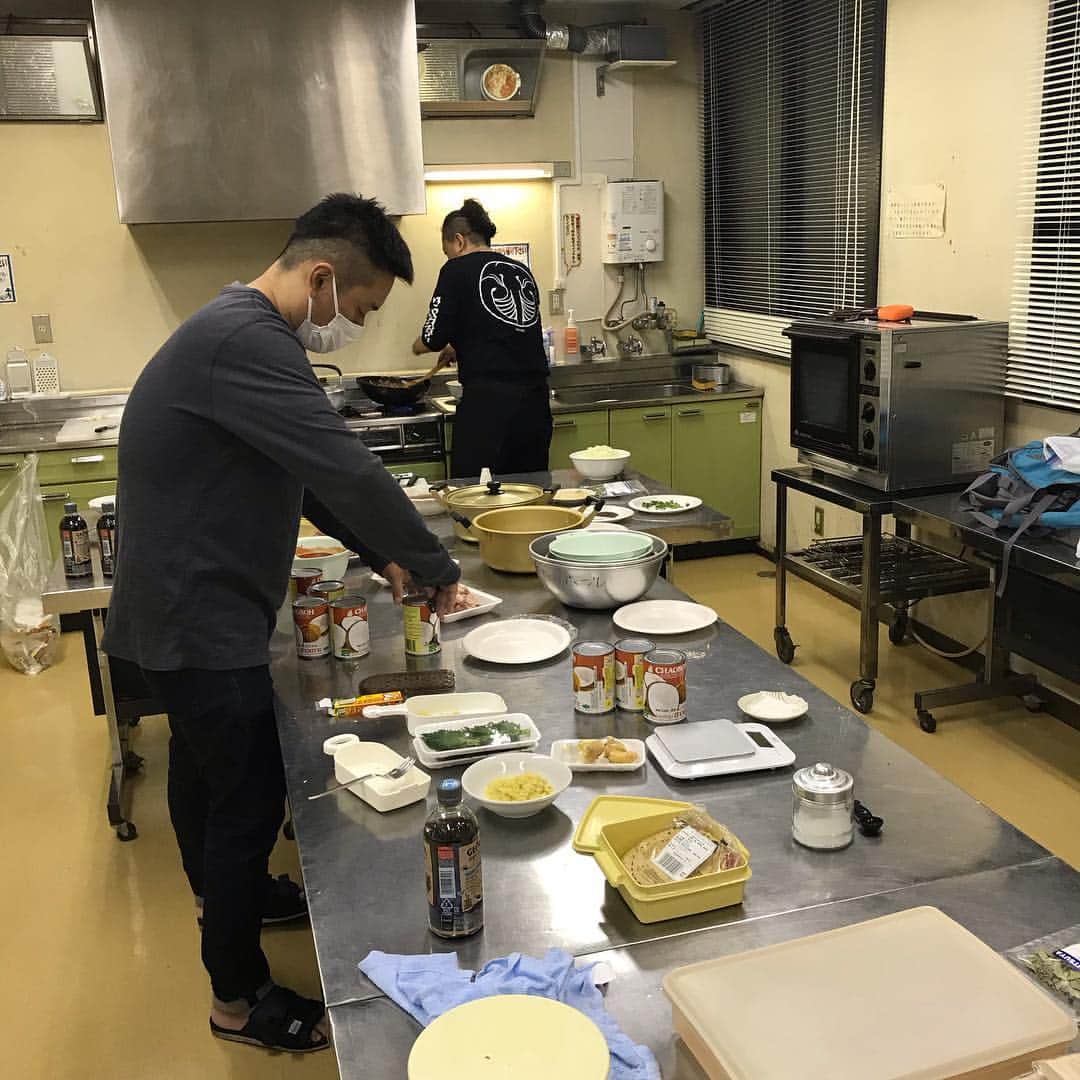川崎亘一のインスタグラム：「がんばれファキヤマ、ウニ」