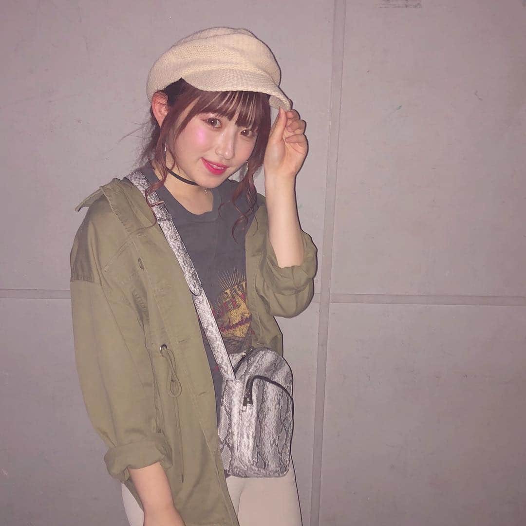青木菜花のインスタグラム：「.﻿ .﻿ TSCありがとうございました💗﻿ ﻿ いつもとは全然違う衣装でとっても新鮮で凄く楽しかったです〜😽🌟﻿ ﻿ ボードもしっかり見えましたありがとう🥰﻿ ﻿ 気をつけて帰ってください〜！﻿ .﻿ .﻿ #tsc #横浜パシフィコ」