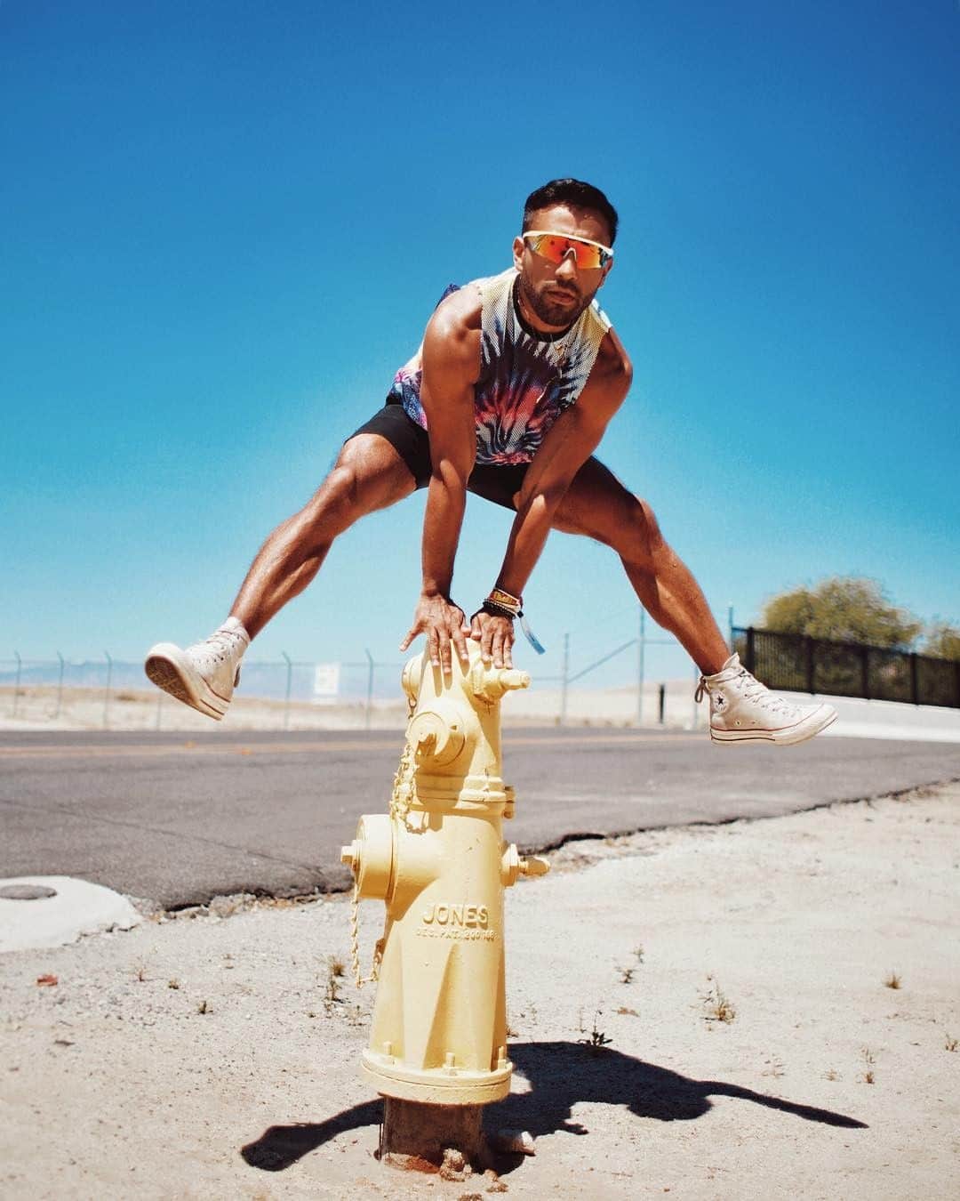 ASOSさんのインスタグラム写真 - (ASOSInstagram)「*Plays Friday playlist* 😎 📸 @rule_of_thumbs 🔎 Search 'tie-dye' on ASOS 🗣 Image description: J Fig jumping over a fire hydrant」5月3日 20時32分 - asos