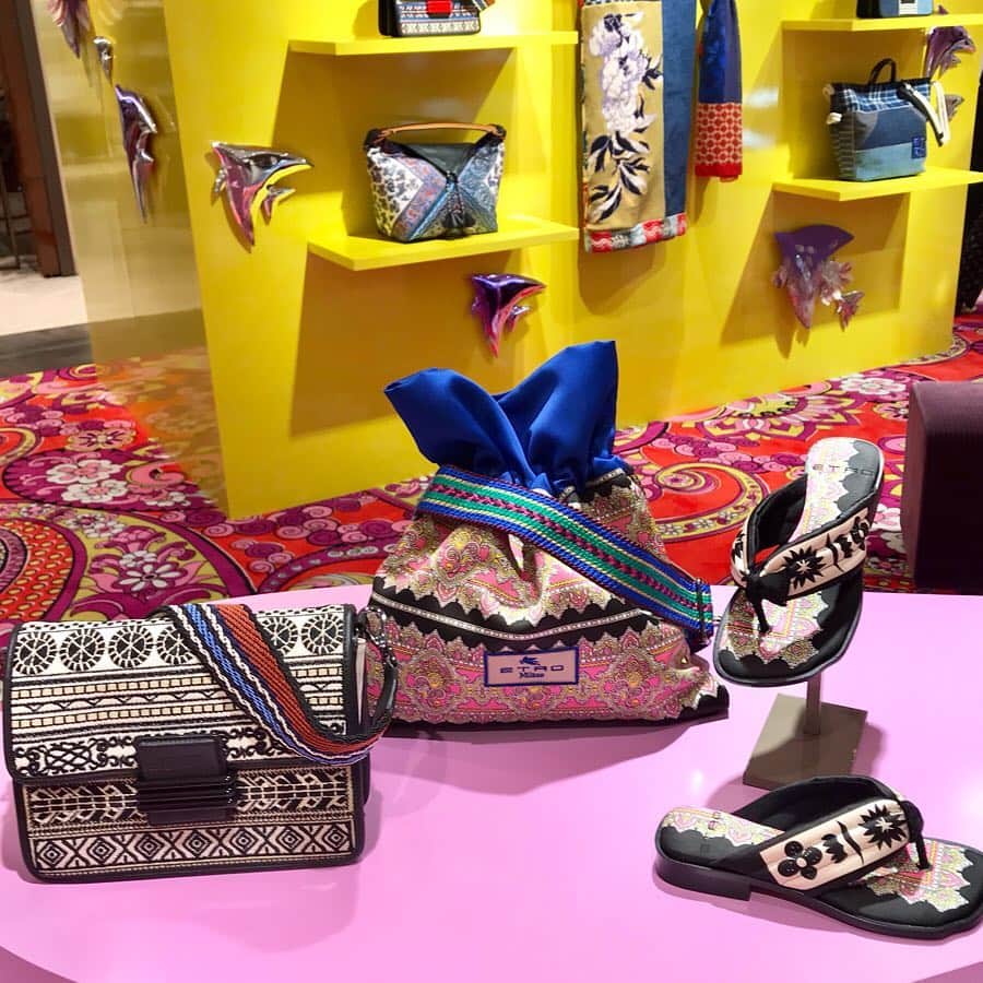 HANKYU.MODEさんのインスタグラム写真 - (HANKYU.MODEInstagram)「PACIFIC ZEN by ETRO Until 5/7 At 5F Cotocoto Stage 51  #Hankyu #HANKYUMODE #umedahankyu #阪急うめだ本店 #うめだ阪急 #阪急百貨店 #osaka #umeda #mode #etro #エトロ #dress #ドレス」5月3日 12時02分 - hankyumode