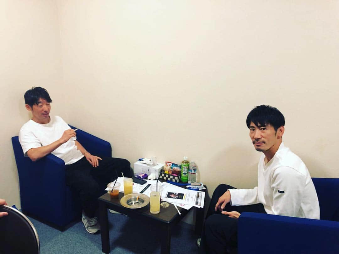 西野恭之介さんのインスタグラム写真 - (西野恭之介Instagram)「#よ〜いドン！ #単独告知  小林さんは変面姿で板付。座り変面披露。笑けた。」5月3日 12時12分 - choplin_nishino