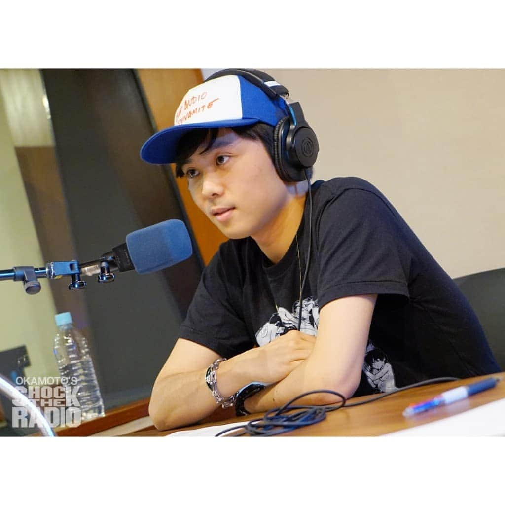 OKAMOTO’Sさんのインスタグラム写真 - (OKAMOTO’SInstagram)「【SHOCK THE RADIO 5/3】 今週のSHOCK THE RADIOはイラストレーターのJun Inagawa（ジュン・イナガワ）さんが登場です。 オタクカルチャーとストリートカルチャーをつなく作風で、様々なブランドとのコラボレーションを展開。世界中の若者から注目を集めているイナガワさんのバックグラウンドをコウキとレイジが聞いていきます。 後半はジュン・イナガワさんの未来に残したい逸品を紹介してもらいます。お楽しみに。  #okamotos #オカモトコウキ #オカモトレイジ #juninagawa #未来に残したい逸品 #g_shock  #radio #shocktheradio #tokyofm」5月3日 13時00分 - okamotos_official