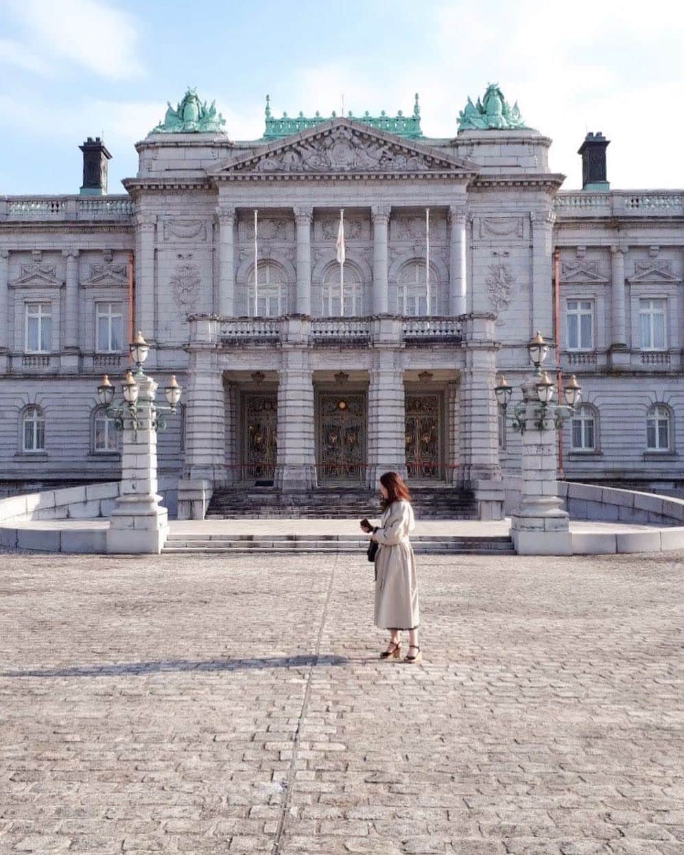 mid pressのインスタグラム：「. . 令和最初の投稿です😊 みなさま、ゴールデンウィークは いかがお過ごしでしょうか？ . 本日、ブログをアップしました❤︎ 先日友人と訪れた #赤坂離宮 です！ とても素敵な建物に感動しました🥺✨ プロフィールから、ブログへとべますので ご覧くださいませ！ . . . #令和 🙌🏻✨ @blenheim_jp  #BLENHEIM #ブレンヘイム #mid_press #mid_official」