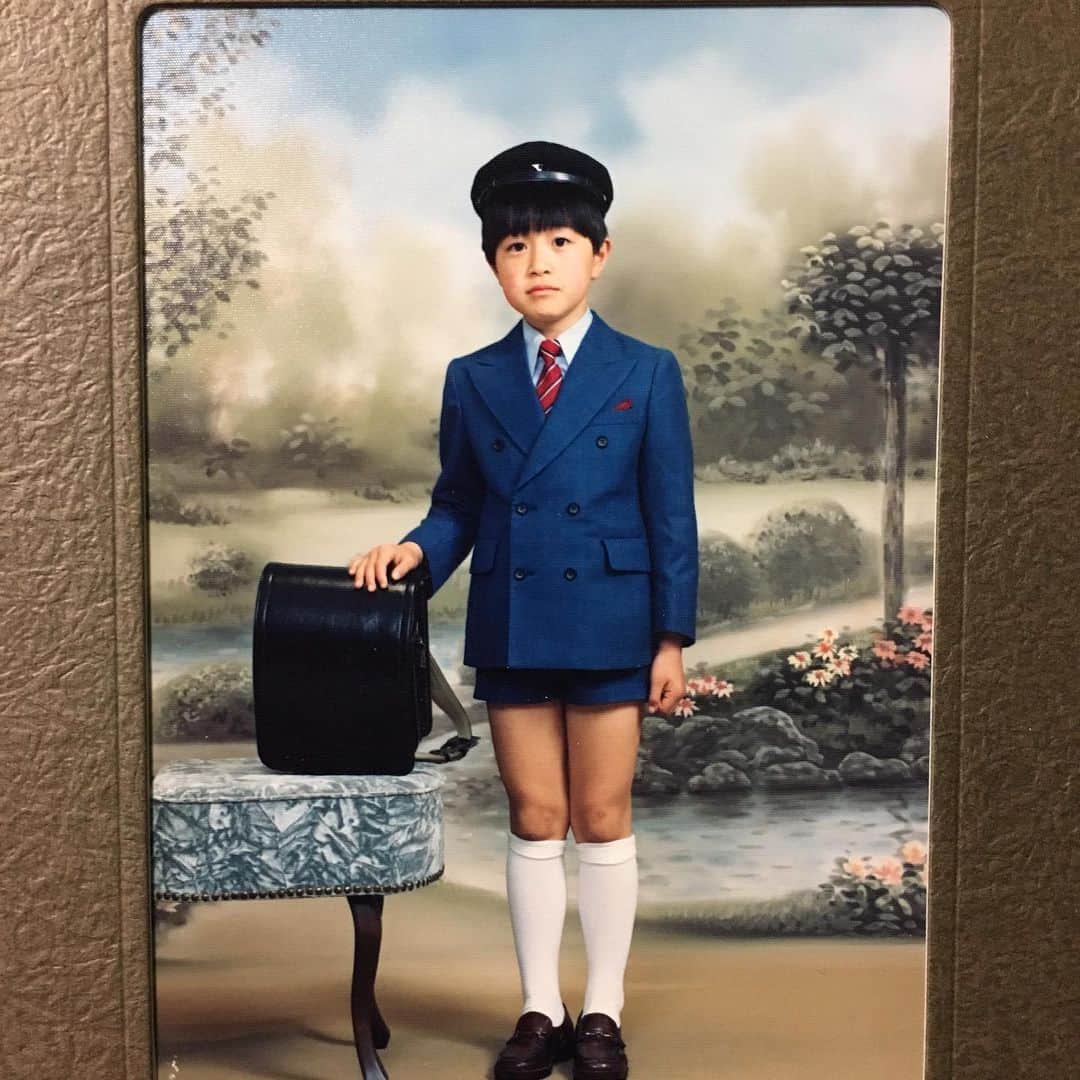 高倉陵さんのインスタグラム写真 - (高倉陵Instagram)「昭和62年くらい。 小学生入る前の俺。 一昨日のような顔してる。」5月3日 13時58分 - takakulife