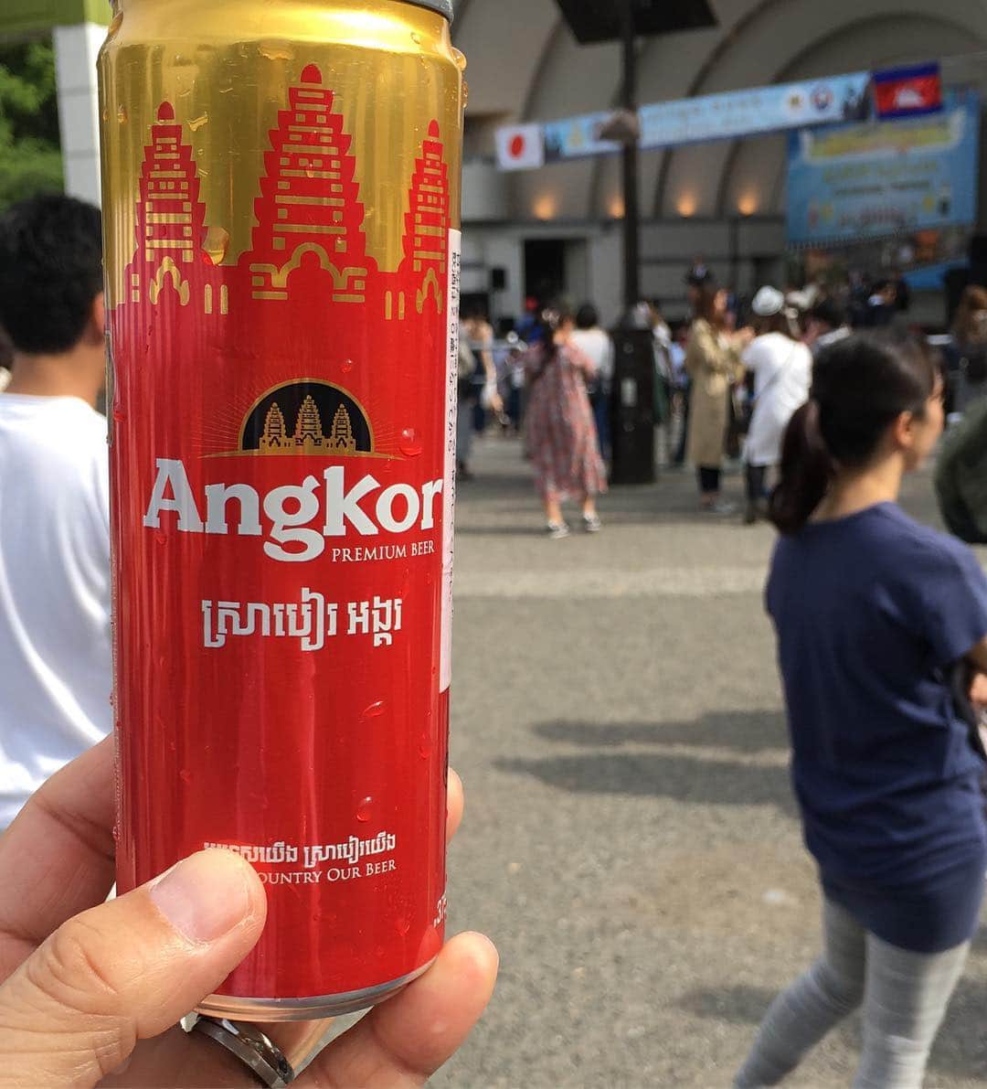 森田繁のインスタグラム：「カンボジアフェスにて。 それにしてもInstagramのカメラ、超使いにくくなったのは、こりゃなんだ？」