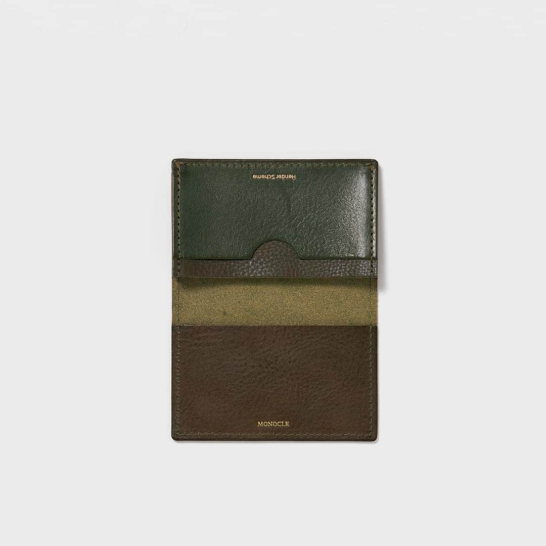 エンダースキーマさんのインスタグラム写真 - (エンダースキーマInstagram)「"Hender Scheme × MONOCLE" collaboration items are now released.﻿ ﻿ model: Hender Scheme × MONOCLE card case﻿ color: olive, brown and imperial green﻿ place: sukima Ebisu, sukima Kappabashi, sukima online shop, the Monocle shops and monocle online shop﻿ ﻿ #henderscheme #monocle #スキマ #themonocleshop」5月3日 15時12分 - henderscheme